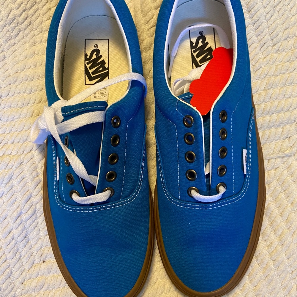 NWT Men’s VANS shoes